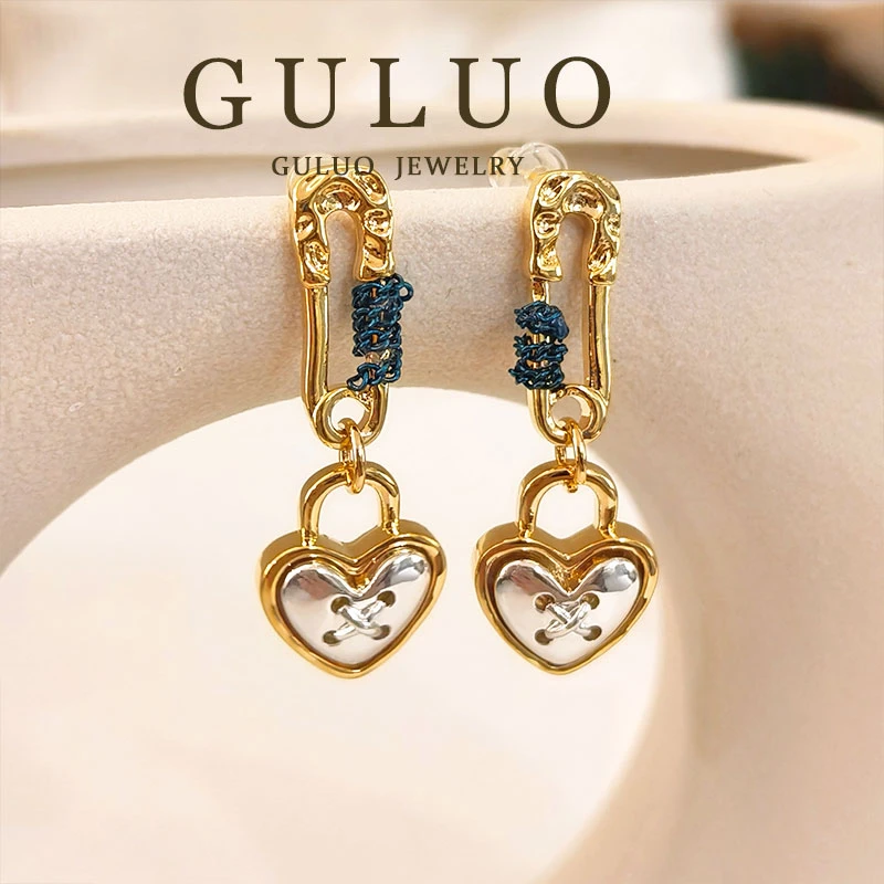 合金耳饰 做旧复古别针爱心耳钉女日常通勤小众百搭高级感耳饰