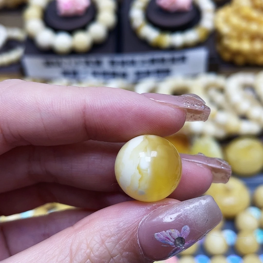琥珀珠宝奇石未镶嵌16.3mm微瑕