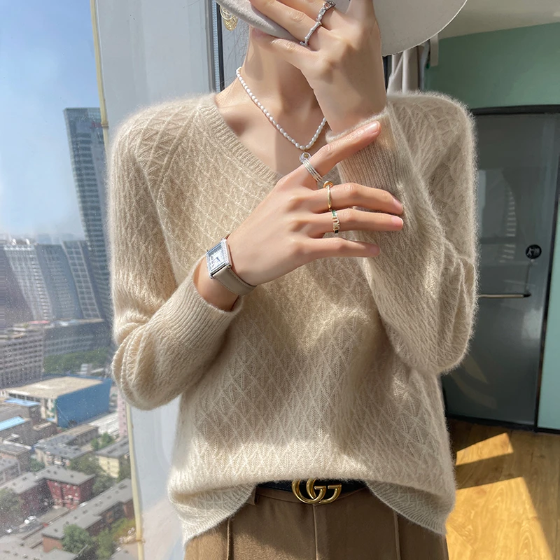 浣纱弄碧水~秋冬新款V领格子羊毛衫女时尚保暖百搭