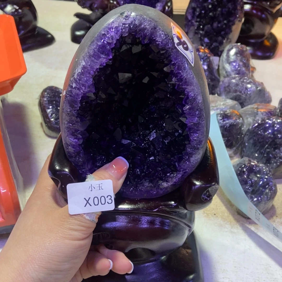 水晶摆件未镶嵌?**?摆件