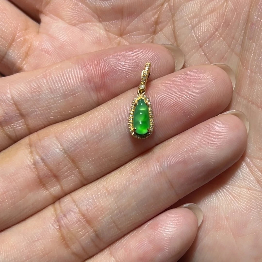 ***翡翠18K金镶嵌吊坠(不含链)