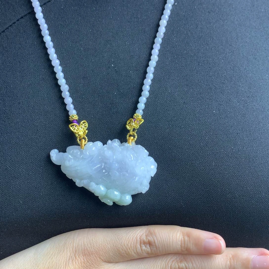 翡翠颈饰未镶嵌翡翠