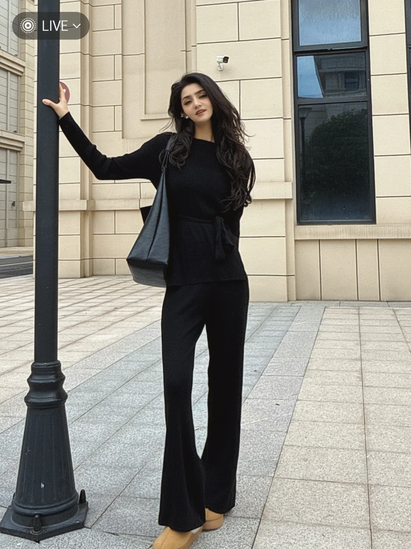 Fargiz2024新款气质显瘦修身针织设计感秋冬慵懒高腰时尚套装