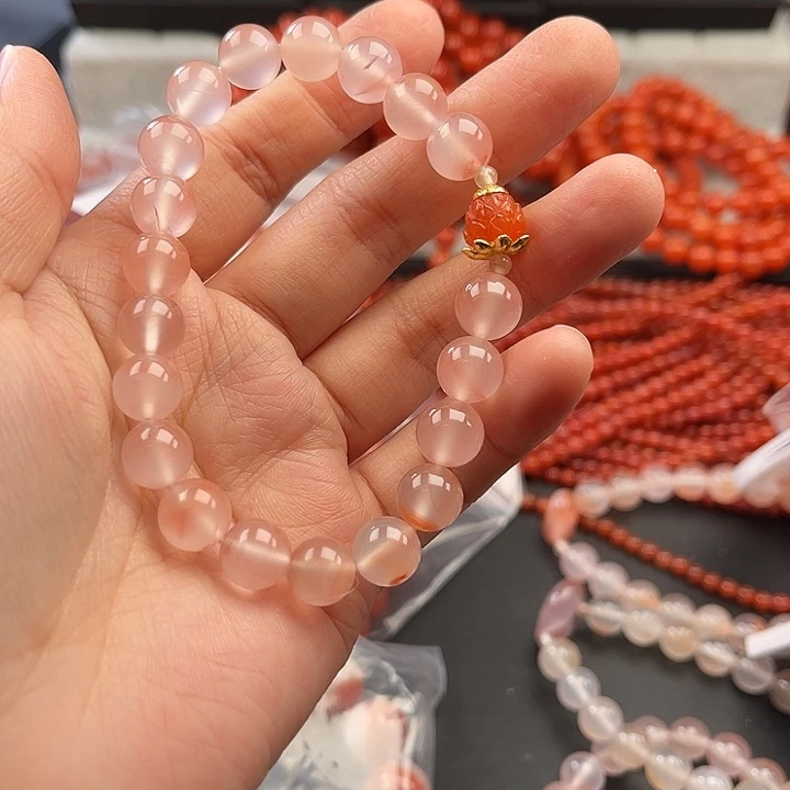 南红玛瑙未镶嵌多样性发货默认微瑕称重9mm