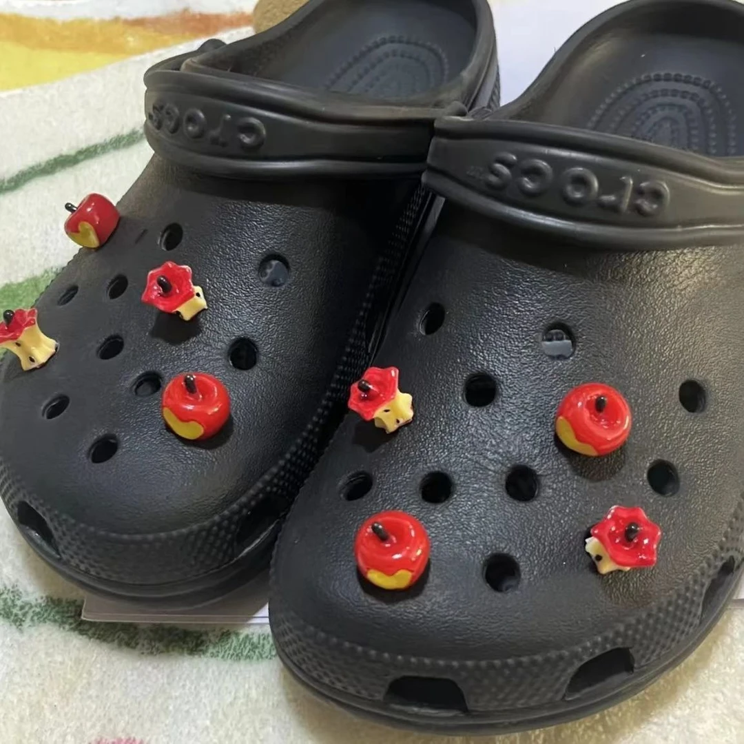 ins小红书可拆卸可爱洞洞鞋鞋扣少女心咬一口的苹果diy鞋面装饰扣