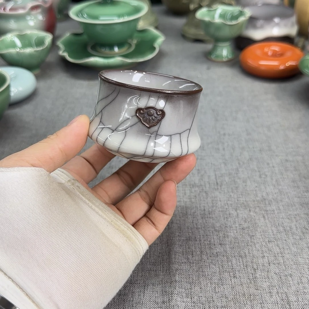 瓷器黄先生 正在放福利