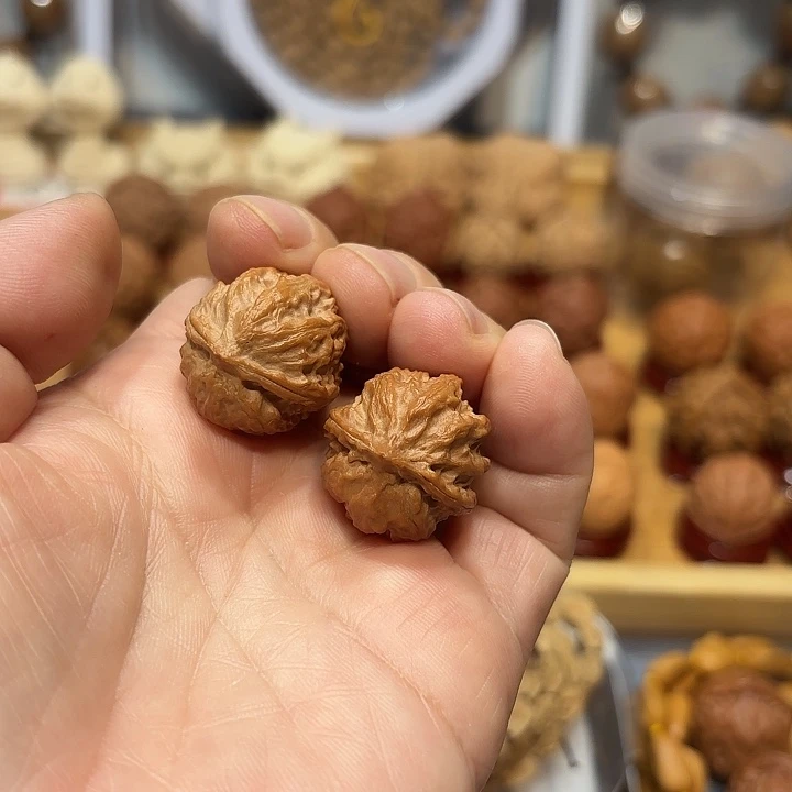 文玩核桃吊坠云朵727