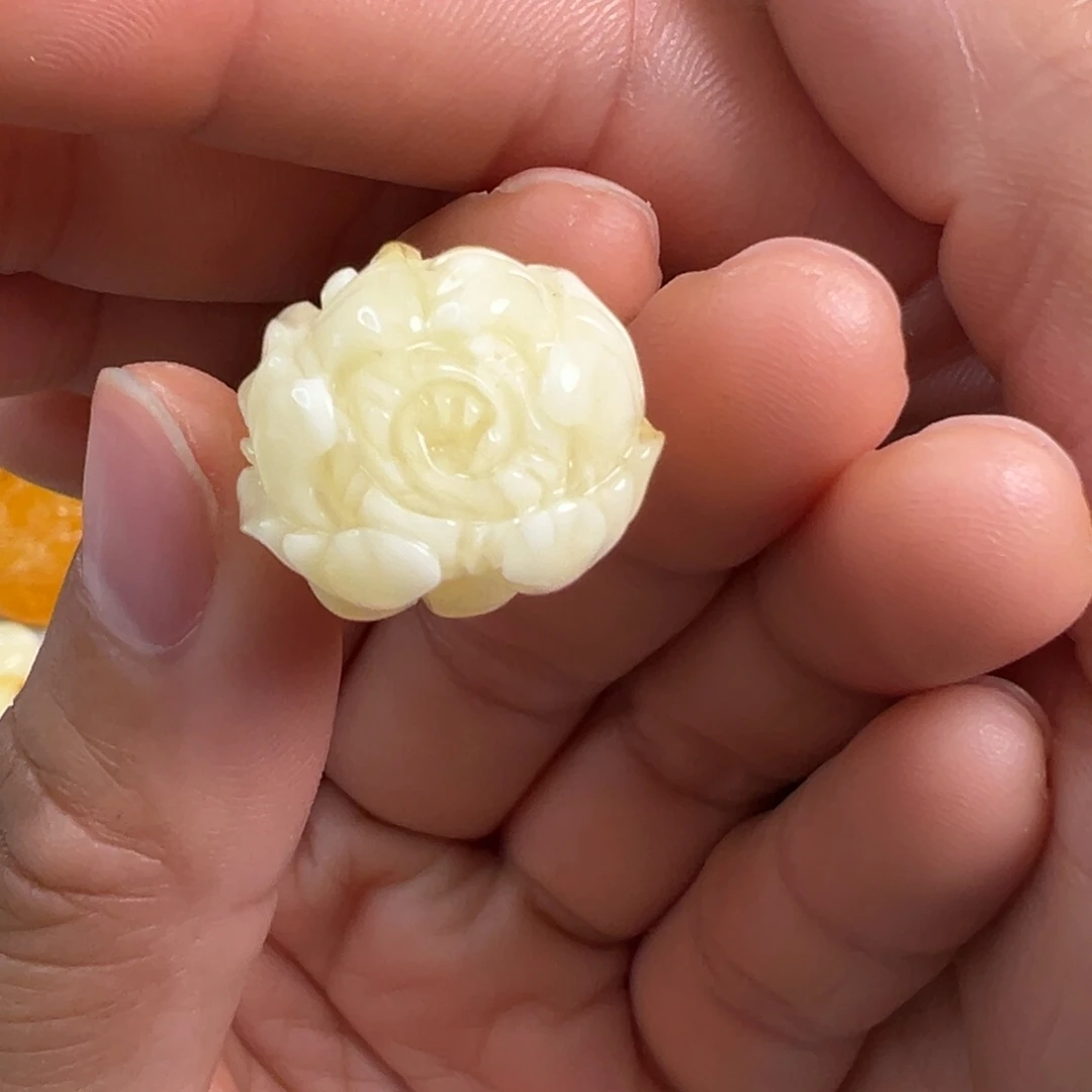 蜜蜡未镶嵌裸石蜜蜡