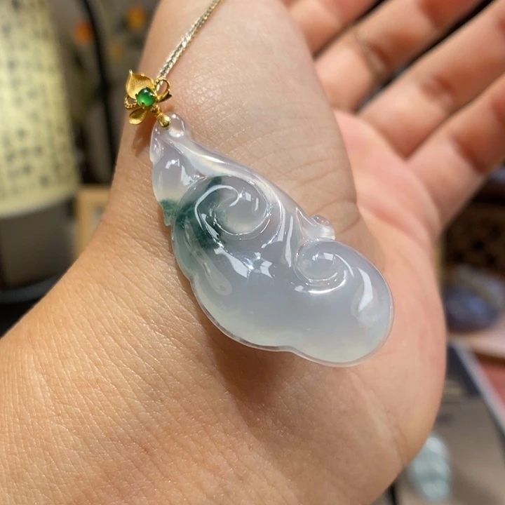 【闪购商品】颈饰18K金镶嵌翡翠26