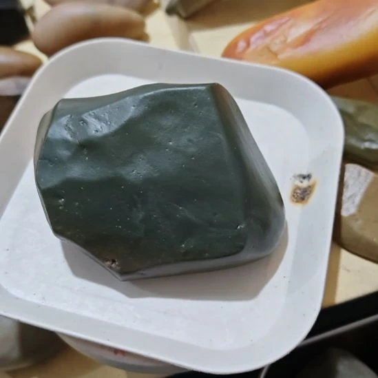 石英质玉（金丝玉）未镶嵌777777777777