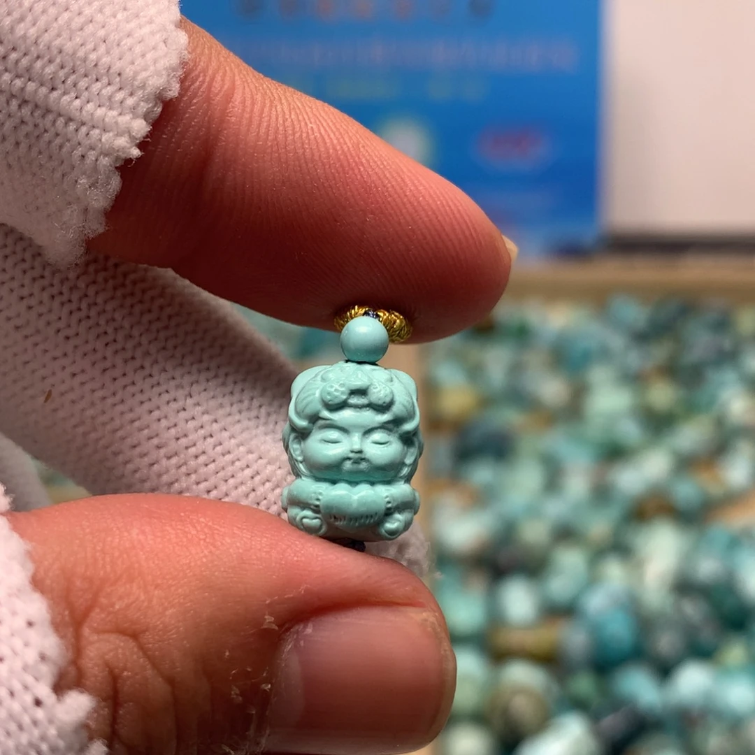 绿松石未镶嵌挂件