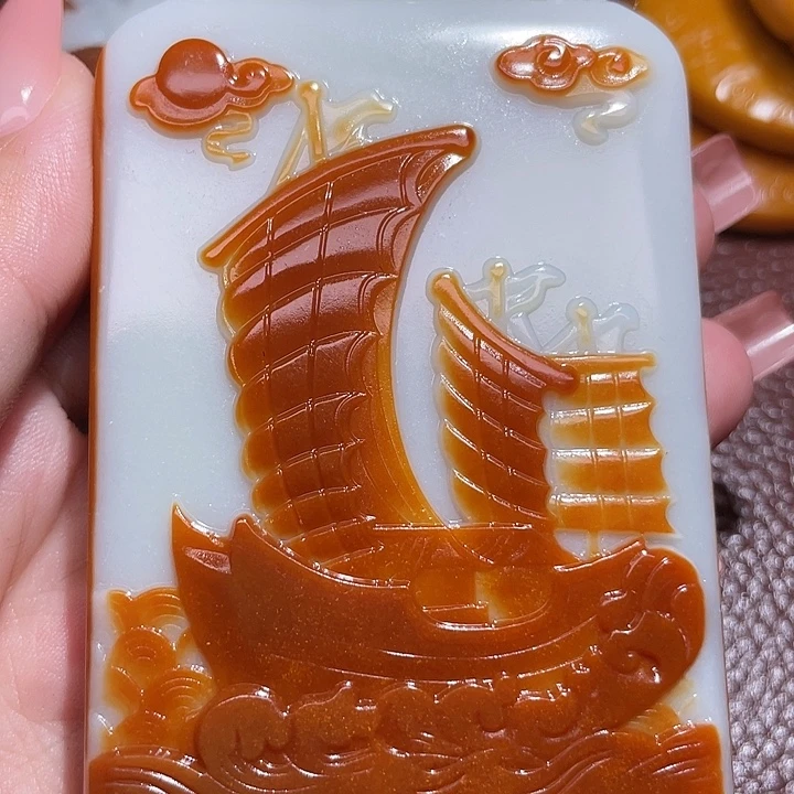 徐***哥和田玉未镶嵌颈饰