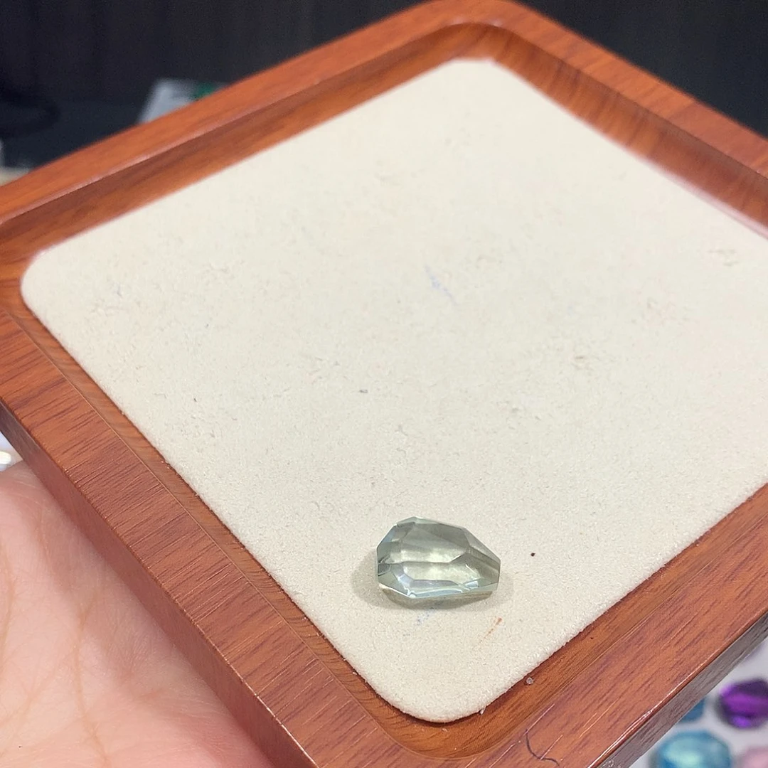 未镶嵌珠宝半成品水晶绿水随行打孔定制不退换