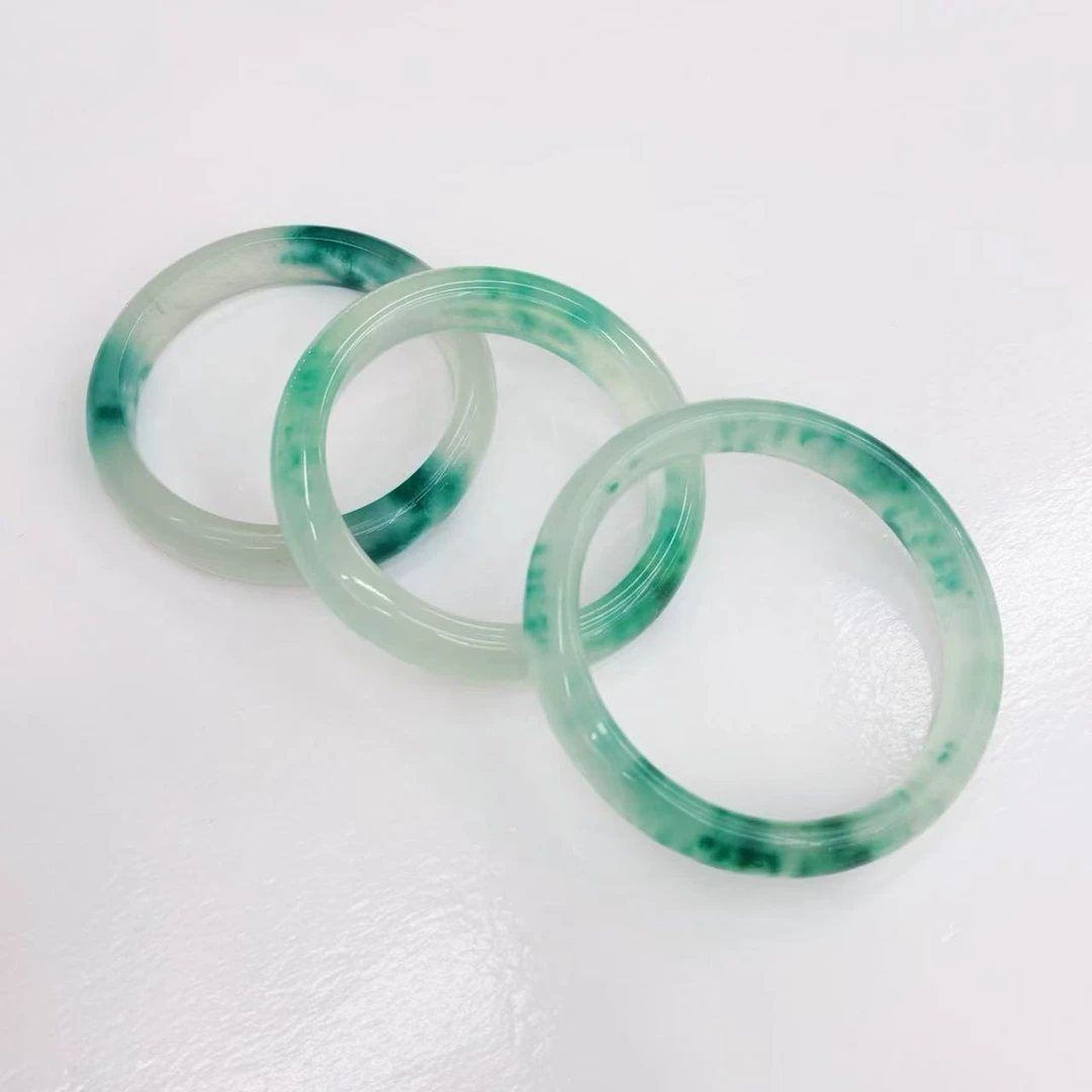 【贝贝专属】国潮飘花精美石英岩玉手镯多样性发货发其一【DZ19590】