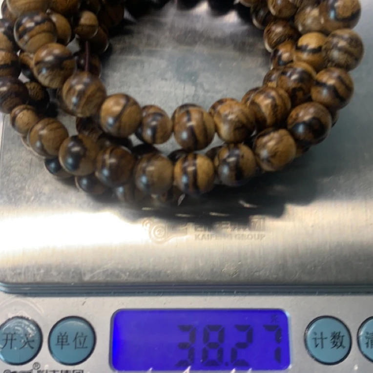 文莱鹅梨帐中香一盒20片