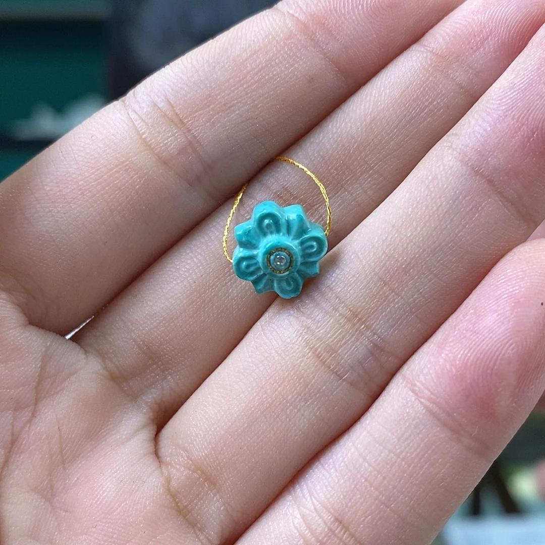 绿松石未镶嵌珠宝奇石