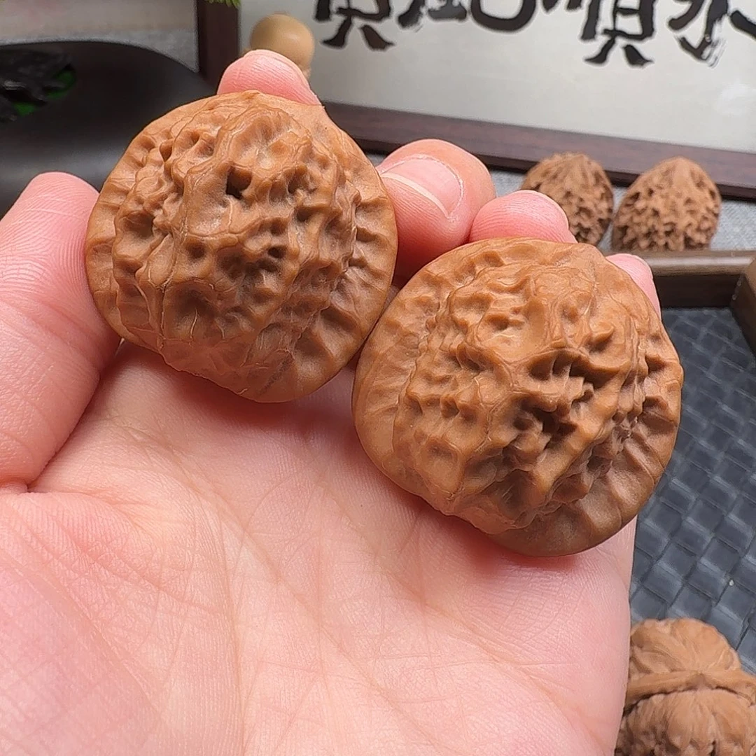 文玩核桃吊坠全品瓷娃娃38