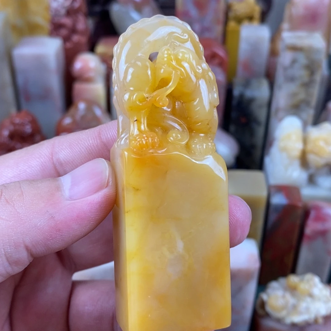 巴林石印石巴林石手工雕古兽钮章