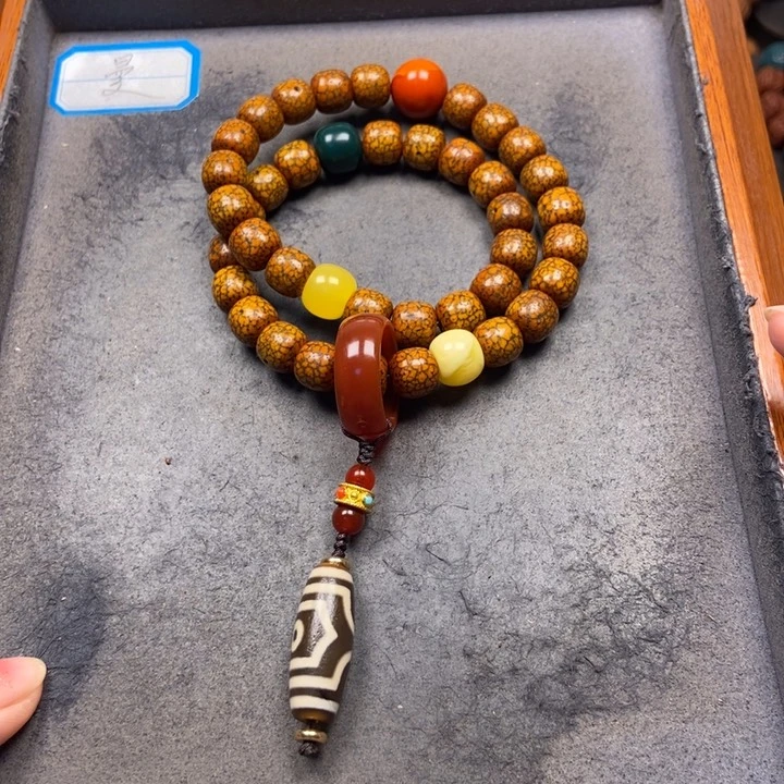 星月菩提吊坠菩提