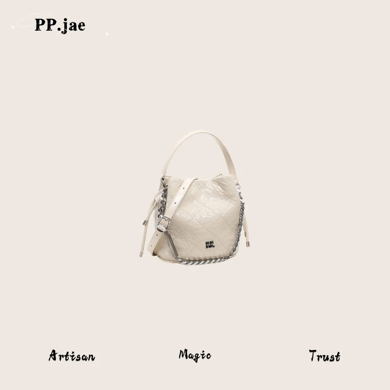 P.p【波光圆筒】新品百搭简约单肩休闲时尚气质ins女包23021