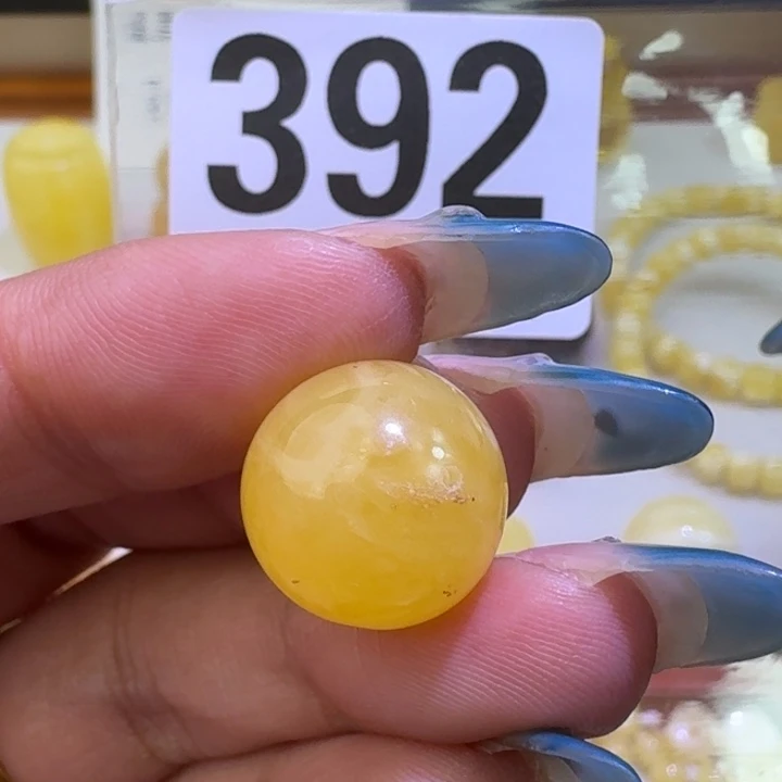 琥珀未镶嵌裸石14.9瑕疵