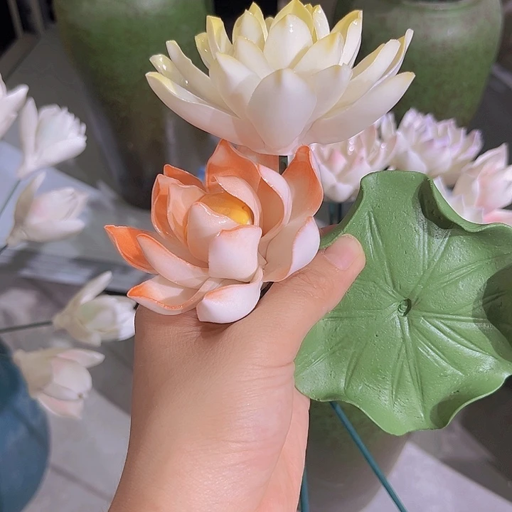 依***依陶瓷艺术的发展和艺术创作等领域