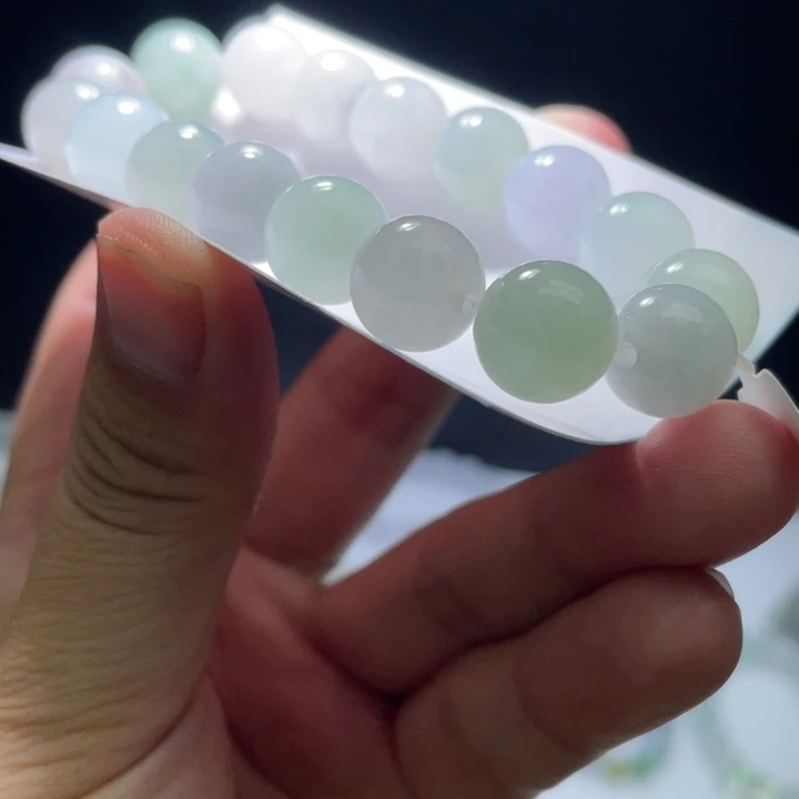 未镶嵌定制翡翠翡翠卡11.8左右