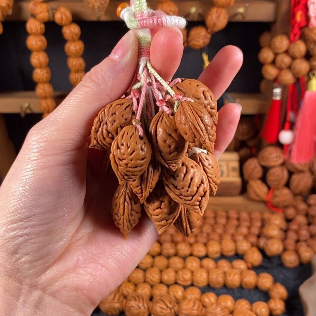 吊坠桃核桃枭挂件