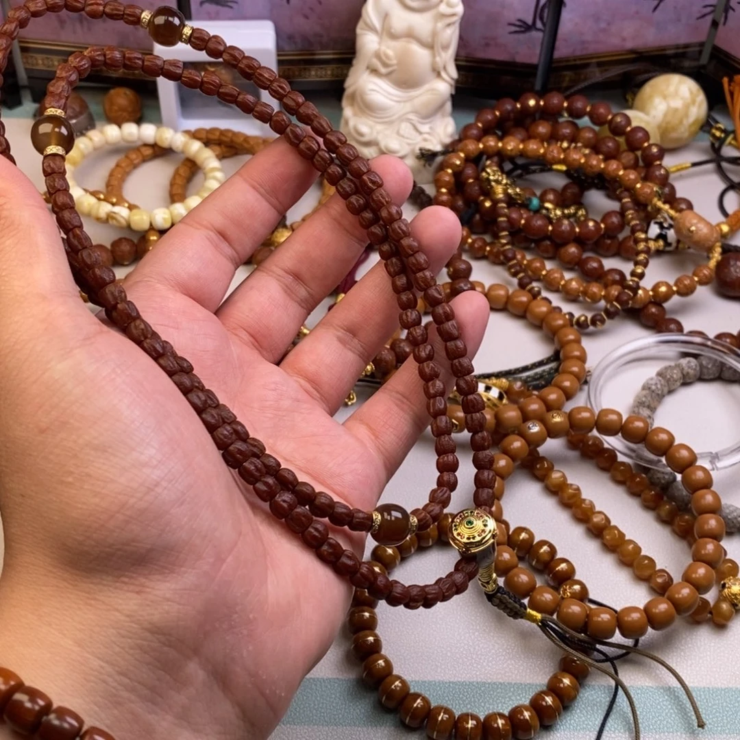 柏香籽/百香籽吊坠。。。。。。。。。