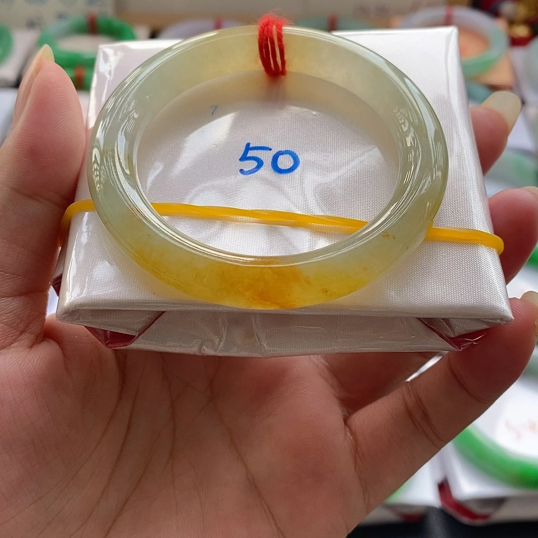 翡翠未镶嵌手镯6号