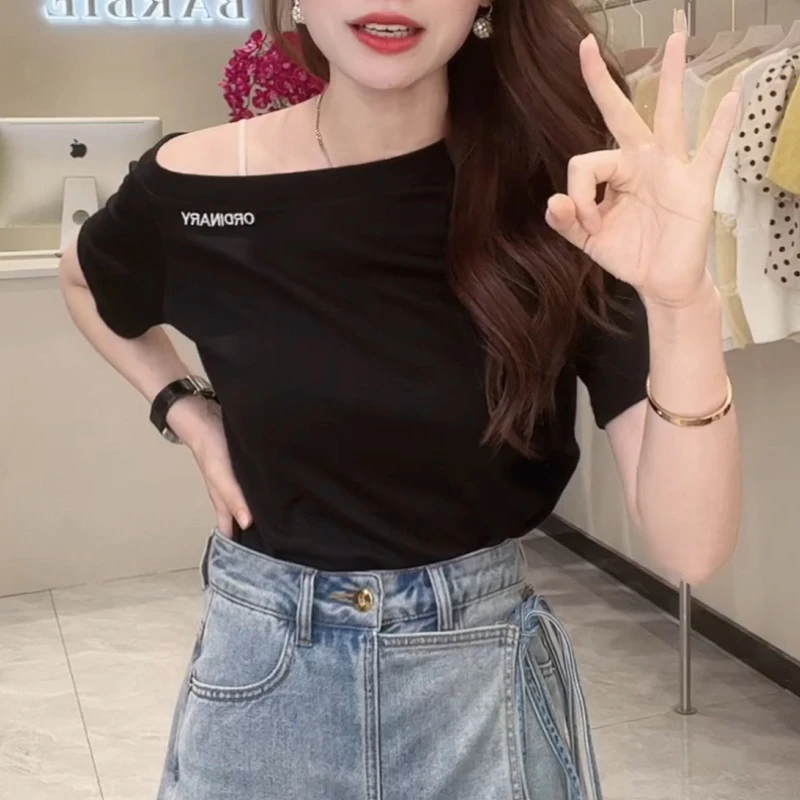 夏季简约斜肩字母显瘦时尚纯色显瘦百搭T恤LK2503281