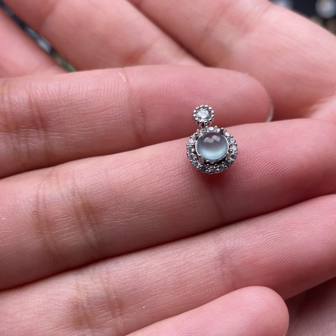 翡翠颈饰银S925镶嵌吊坠