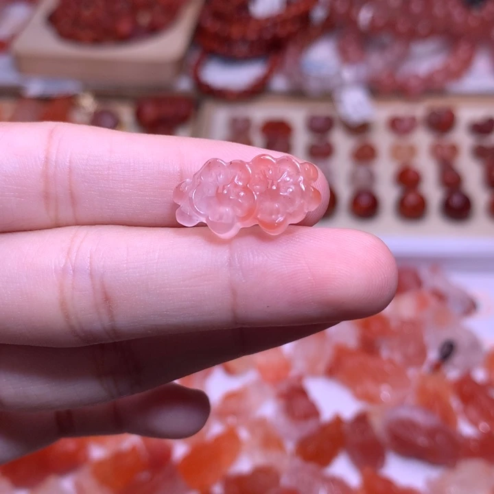 南红玛瑙未镶嵌珠宝半成品41