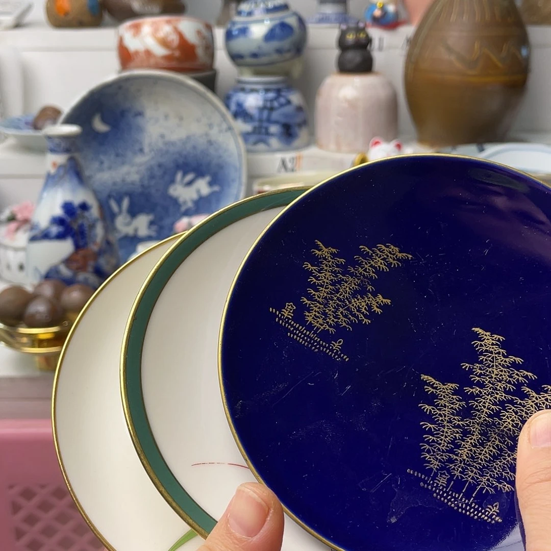 瓷片山**露哈哈哈我在这一片混乱之中我还