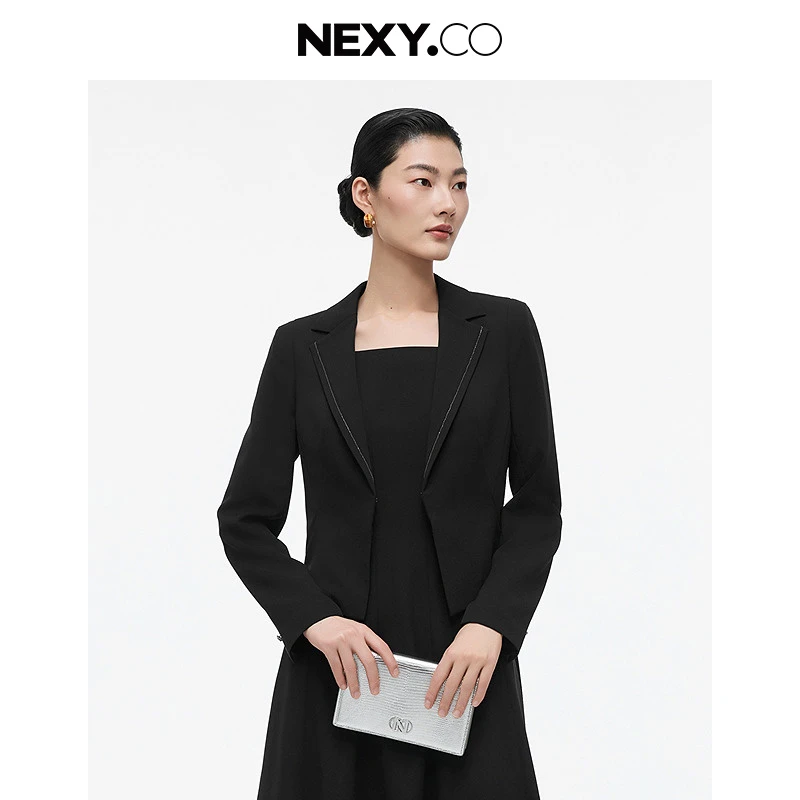 NEXY.CO/奈蔻外套气质短款时尚休闲黑色简约职业通勤XA02199W0