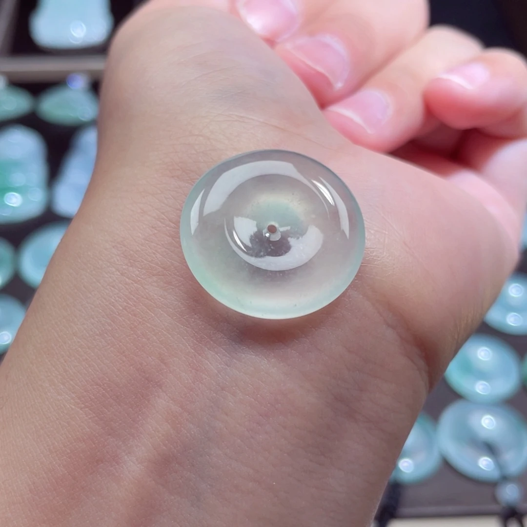 颈饰未镶嵌翡翠扣子