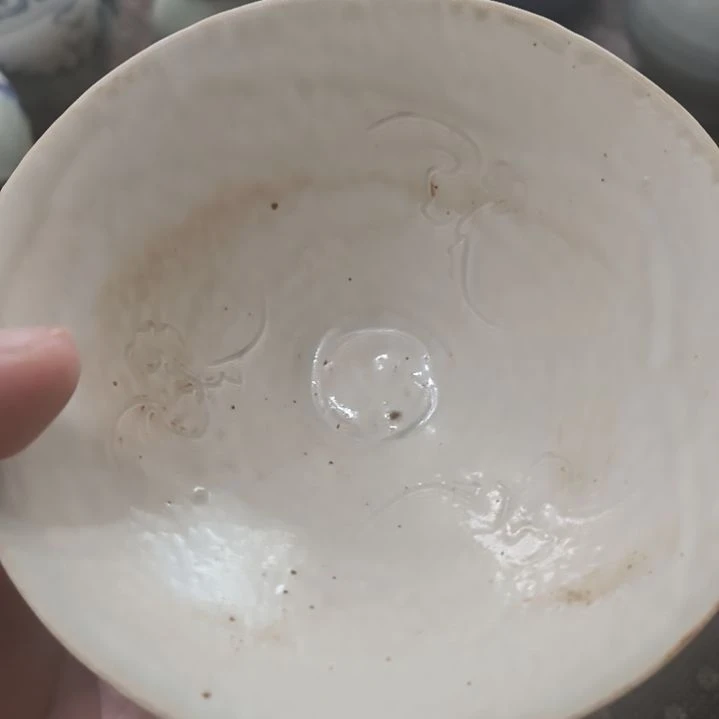 秋**特一件精美刻花小碗全品