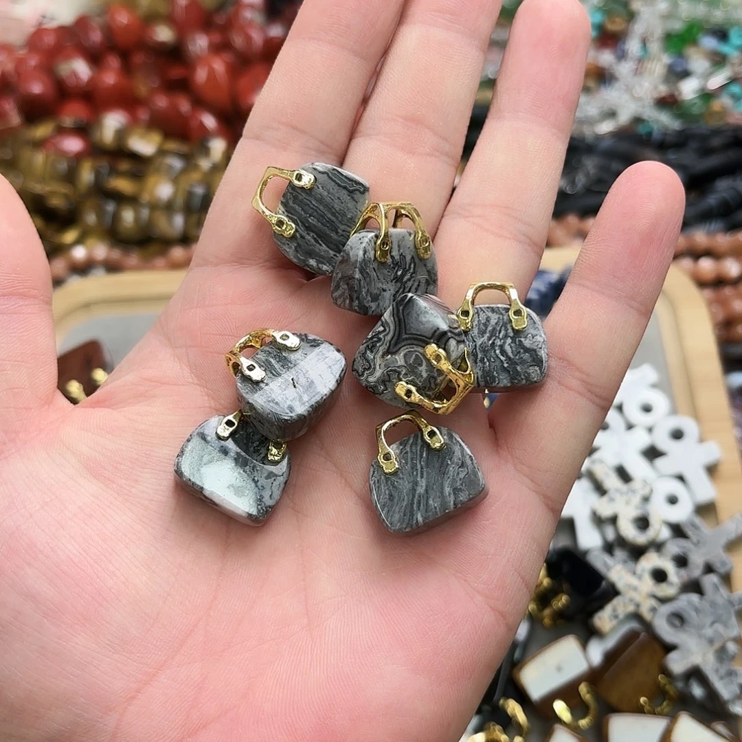 未镶嵌玛瑙/玉髓珠宝半成品20×20地图包包一颗