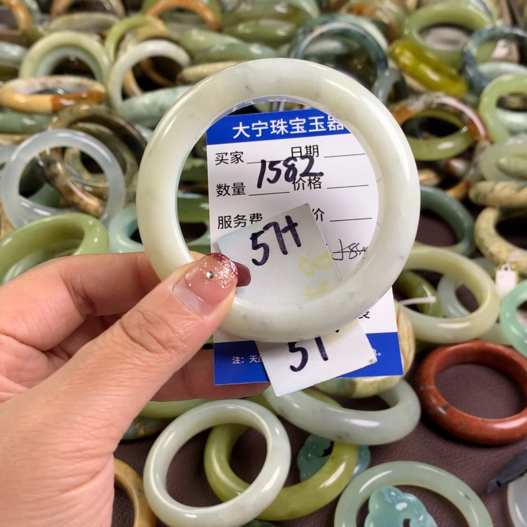 蛇纹石玉手镯未镶嵌1582