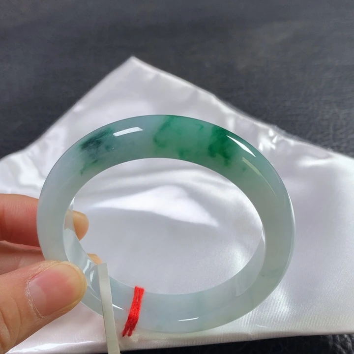 翡翠未镶嵌手镯54圈