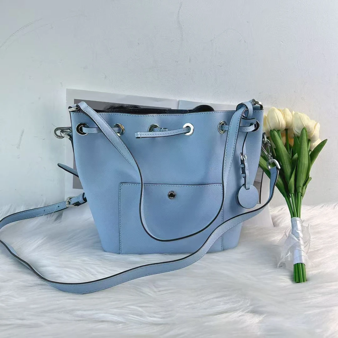 95新  迈克高仕百搭款蓝色水桶b1301