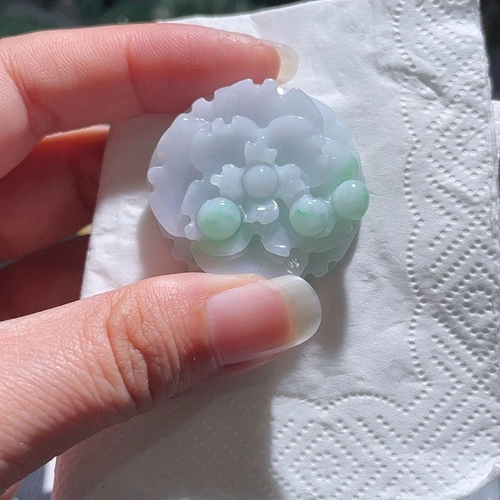 颈饰未镶嵌翡翠天