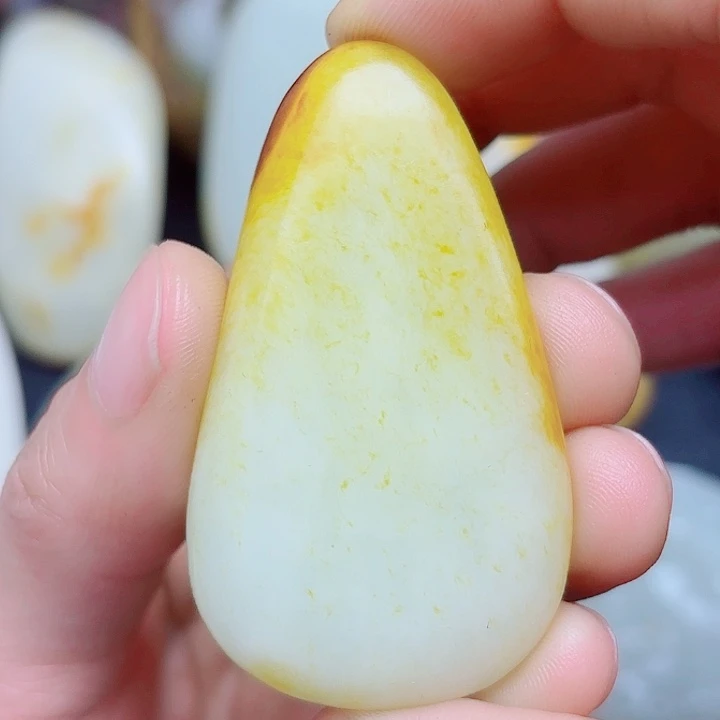未镶嵌和田玉挂件