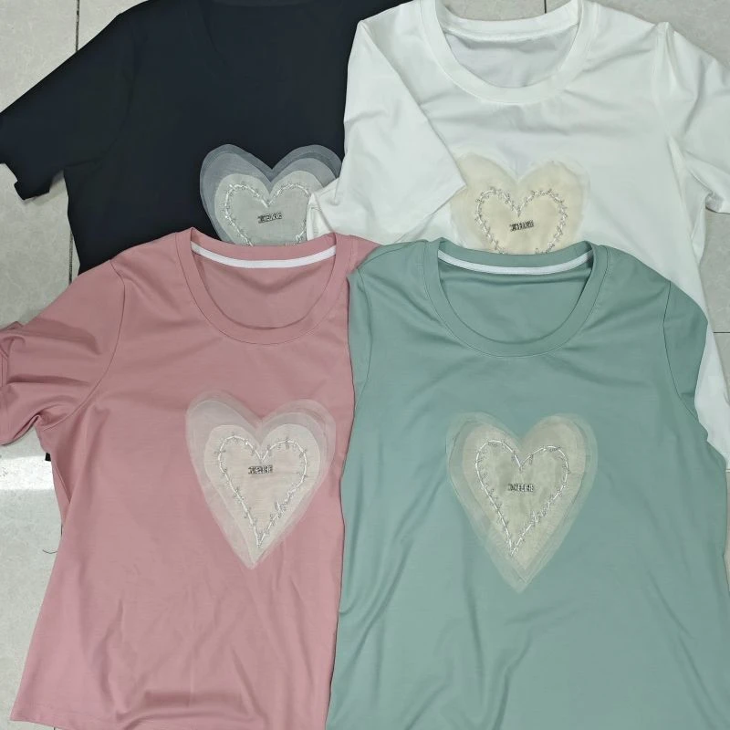 CCC11130【现货上衣】夏季新款钉珠绣花爱心上衣大码女装T恤