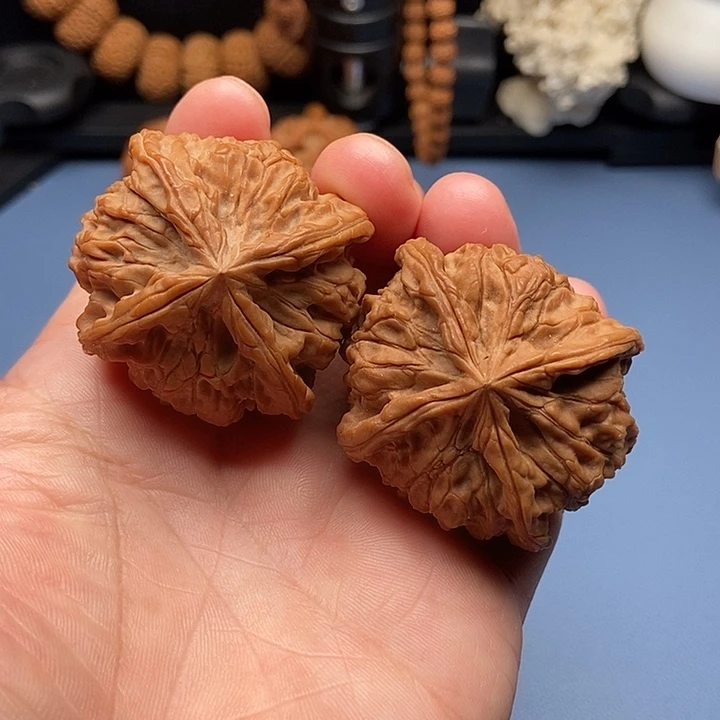 文玩核桃把件玉玺四棱