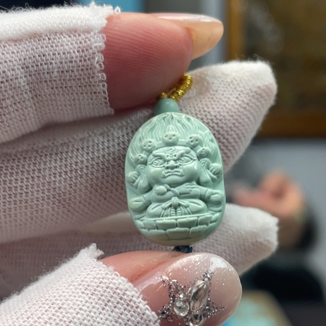 绿松石未镶嵌挂件