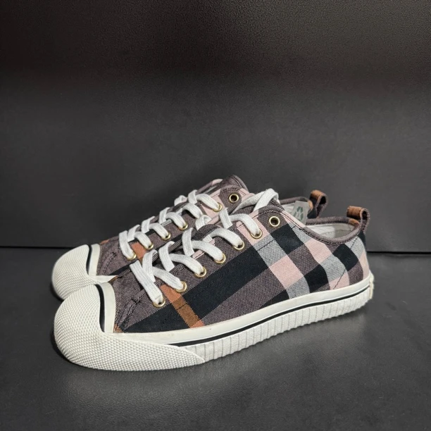 95新 BURBERRY/博柏利 39码/格子纹 低帮帆布鞋 经典