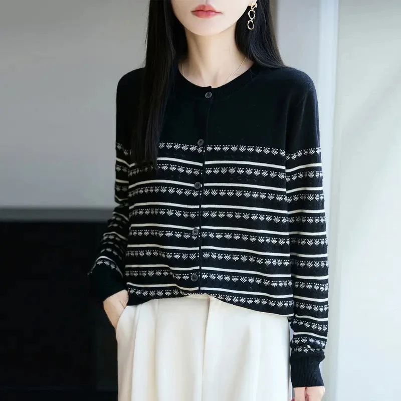 大码女装专柜品早秋条纹羊毛针织开衫外套女2025新款春秋