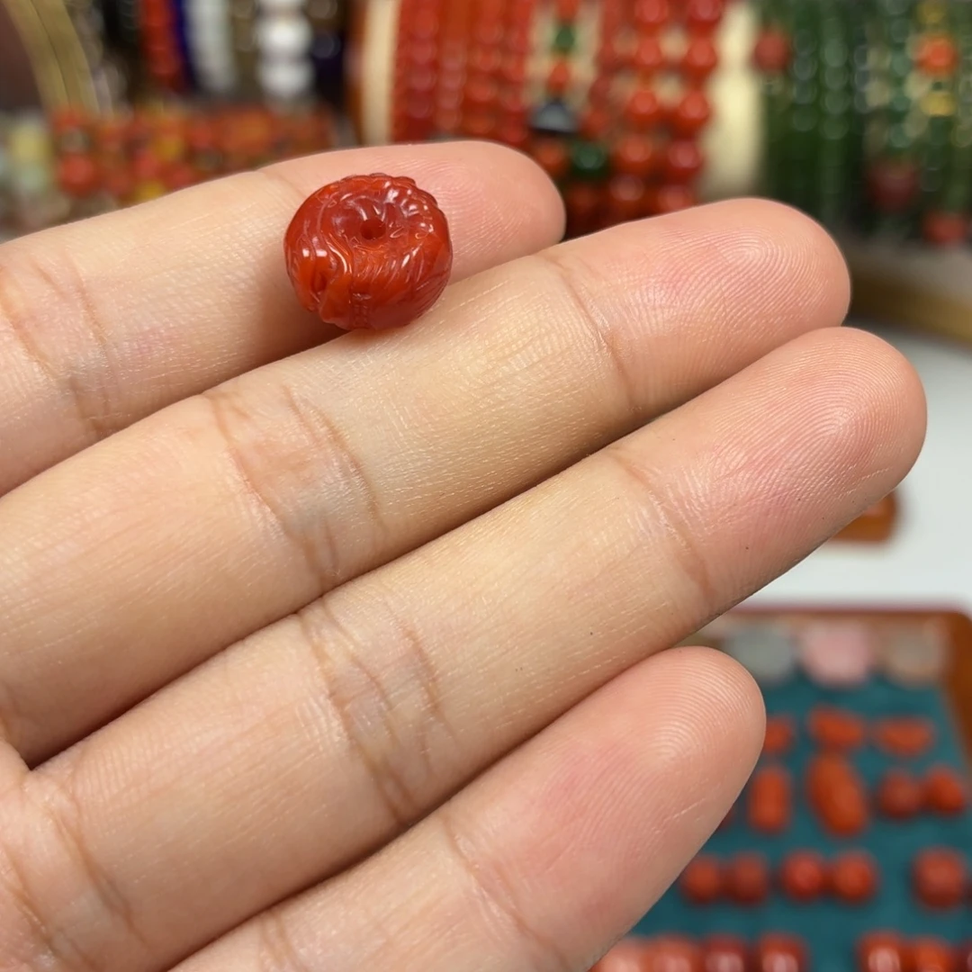 未镶嵌配饰南红玛瑙