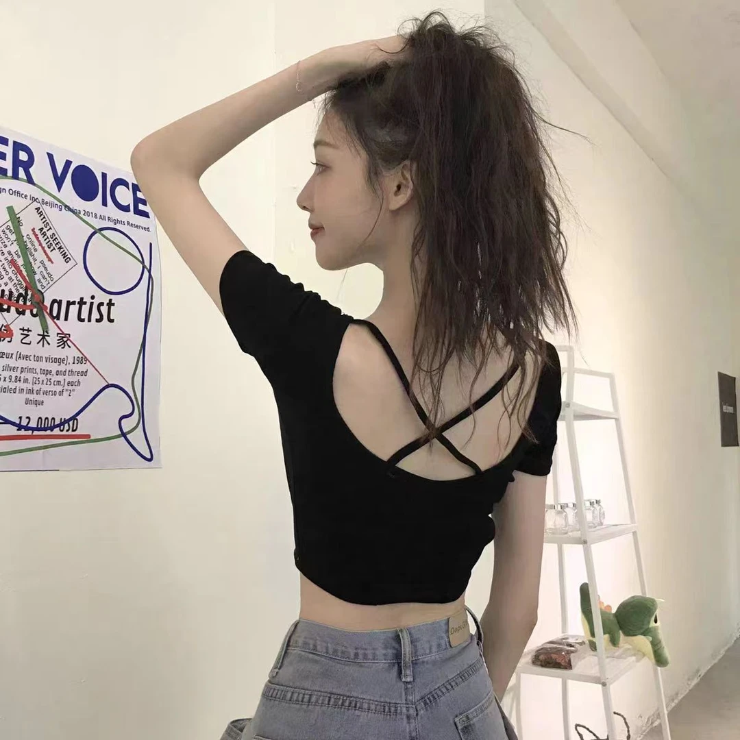 2025年新款网红短袖t恤女夏ins超火后背镂空修身显瘦短款露脐上衣